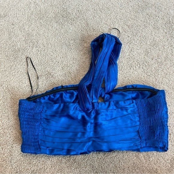 Zara Royal cobalt blue satin effect ruched cut-out front knot halter crop top - Picture 4 of 12